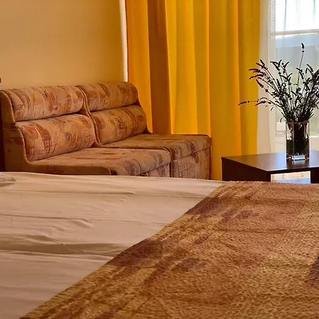 пламена палас 4*