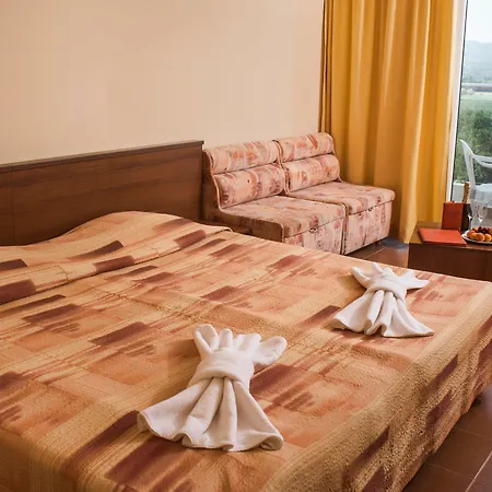 Хотел пламена палас 4*