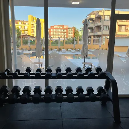 пламена палас Хотел 4*