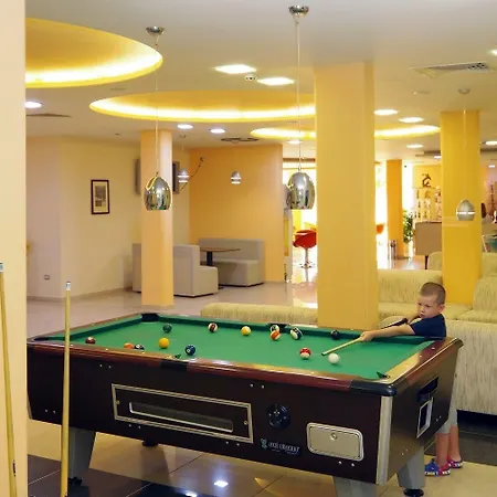 Szálloda Plamena Palace Primorszko