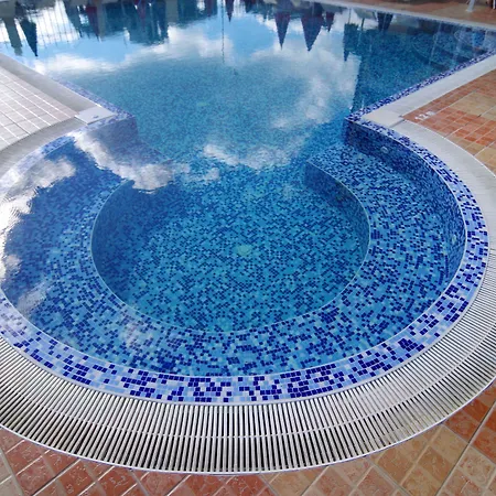 Szálloda Plamena Palace Primorszko