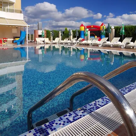 Plamena Palace Szálloda